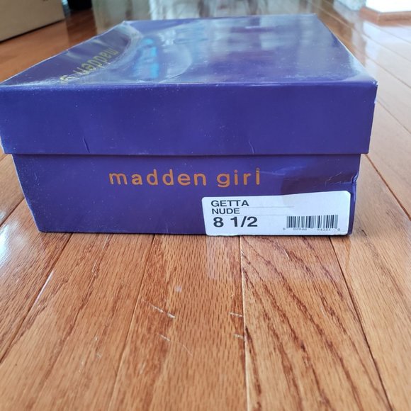 Madden Girl Nude Pumps - Picture 6 of 6